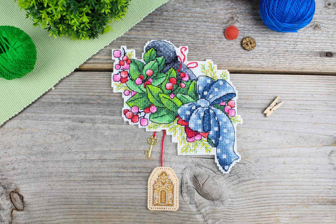 Cross Stitch Embroidery Kit with Festive Tit Motif, MP Studia, 14 × 13 cm, Winter Home Decor Craft, Beginner-Friendly DIY Project