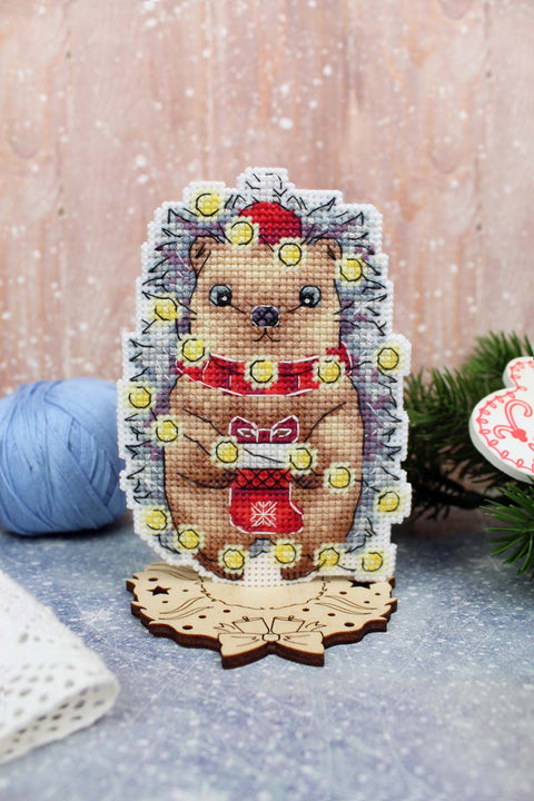 Cross Stitch Kit, New Year's Hedgehog Design, 12×8 cm, MP Studia, Winter Embroidery Project for Beginners and Advanced Crafters