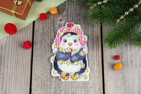 Counted Cross Stitch Kit, New Year Penguin Design, 11 × 7 cm, Multicolor, MP Studia, Beginner-Friendly Holiday Decoration