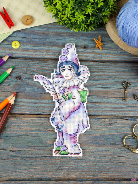 Cross Stitch Embroidery Kit with Pierrot Design, MP Studia, 17×8 cm Vertical Mini Craft Project for Home Decor
