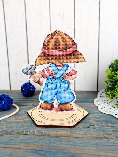 Mechanic Cross Stitch Kit on White Plastic Canvas, 12 x 9 cm Finished Design, MP Studia, 18 Thread Colors, Self-Standing Decor
