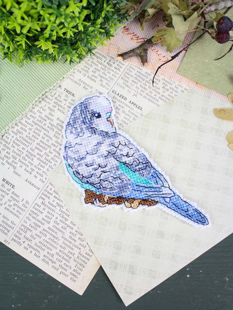 Budgerigar Cross Stitch Kit on Plastic Canvas, 11 x 9 cm, 14 Count White Canvas, 16 Colors, MP Studia
