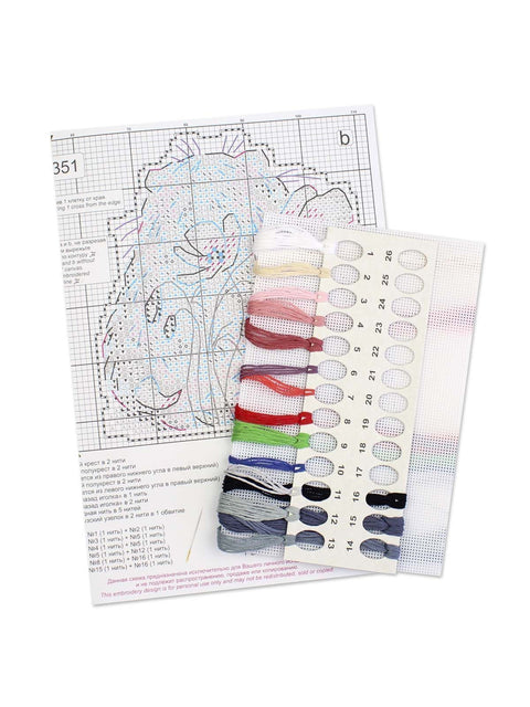 Cross Stitch Kit with Poppy and Animal Motif, 14 Count White Plastic Canvas, MP Studia, 10 × 9 cm, 16 Thread Colors
