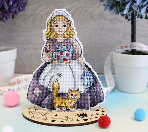 Glass Slipper Cross Stitch Kit – Aida Canvas, Cotton Threads, Needle, Pattern & Instructions, MP Studia, Blue and Silver Tones