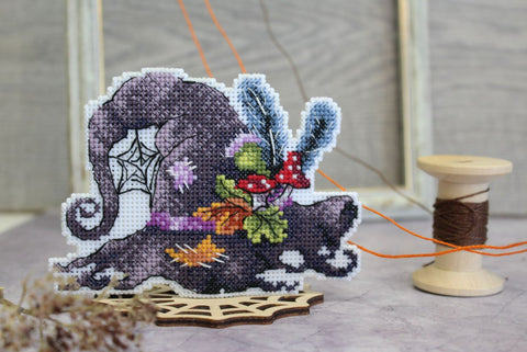 Witch Hat Cross Stitch Kit with Aida Canvas, MP Studia Halloween Embroidery Set, Multicolor Threads, Needle and Pattern