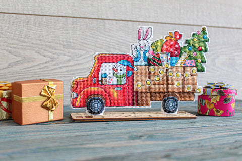 MP Studia Christmas Truck Cross Stitch Kit with Gifts, Embroidery Canvas, Cotton Threads, Needle, Pattern and Instructions