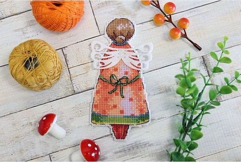 Autumn Angel Cross Stitch Kit, MP Studia, Cotton Threads, Embroidery Fabric, Needle and Clear Instructions, Beginner-Friendly Craft Set
