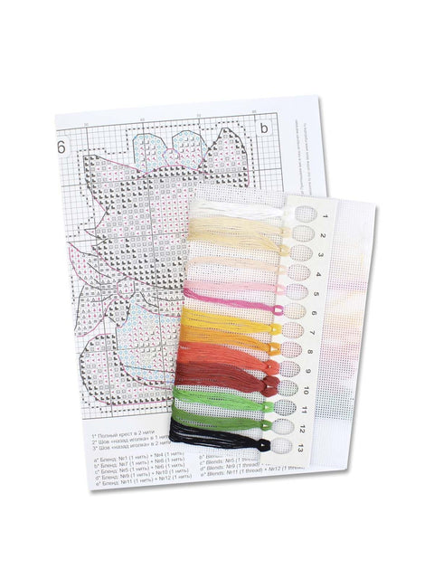 Fox Cross Stitch Kit, Cheerful Design, 9 x 7 cm, 14 Count White Plastic Canvas, 13-Color Threads, MP Studia