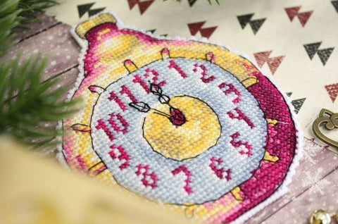 Cross Stitch Christmas Ornament Kit with Clock Motif, Perforated Plastic Canvas, Cotton Floss, MP Studia Needlework Set