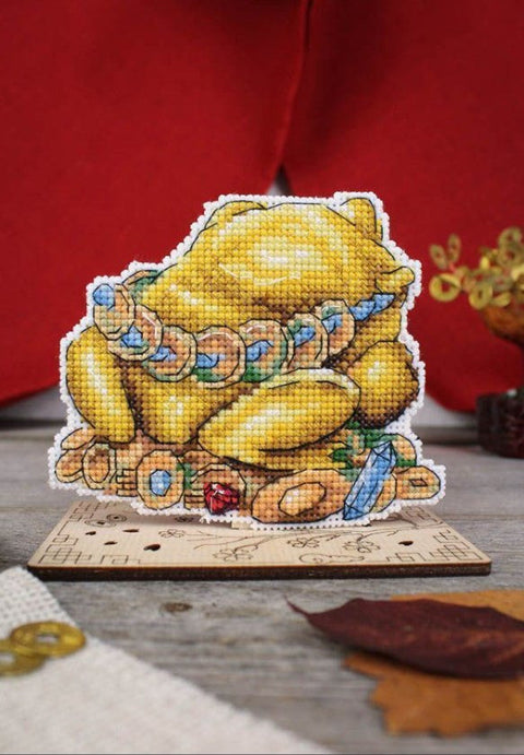 Cross Stitch Kit with Money Toad Design, Aida Canvas, Embroidery Threads, Needle and Pattern by MP Studia