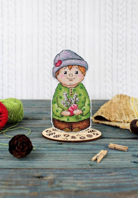 Festive Boy Cross Stitch Embroidery Kit with Clear Pattern, MP Studia Craft Kit for Beginners and Advanced Stitchers