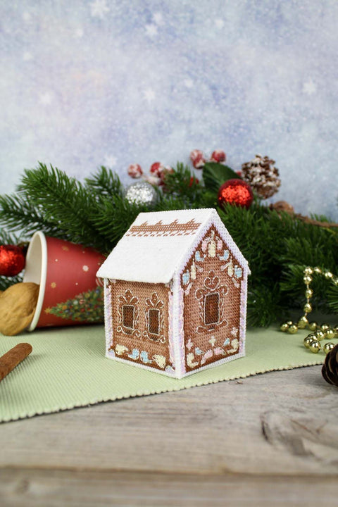 3D Gingerbread House Cross Stitch Kit, Christmas Home Decor, MP Studia, 6 × 8 × 6 cm, Winter Holiday Craft Set