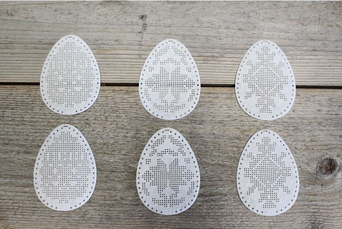 Cross Stitch Embroidery Kit on Felt for 3 Easter Eggs, Easter Decor, MP Studia, White Felt, Hanging Ornaments or Toppers
