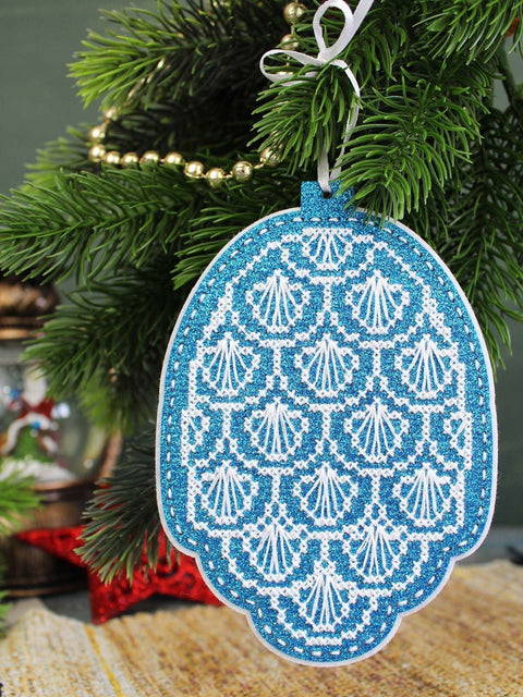 Cross Stitch Kit for Christmas Tree Ornament, Winter Pine Cone Design, 14 x 10 cm, MP Studia