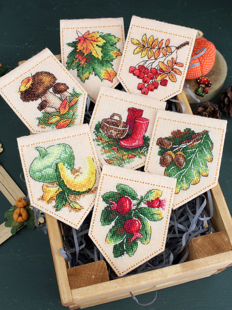 Cross Stitch Embroidery Kit for Autumn Garland, Beige, 7 Bunting Flags, 10 × 7 cm, MP Studia DIY Home Decor