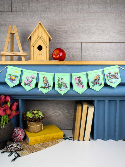 Spring Floral Garland Cross Stitch Kit, 7 Pennants, MP Studia, Light Green Felt, 26 Thread Shades
