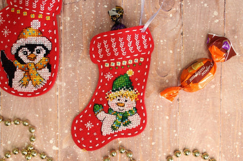 Christmas Felt Stocking Embroidery Kit with Snowman Design, MP Studia, Multicolor Winter Theme, DIY Holiday Home Decor