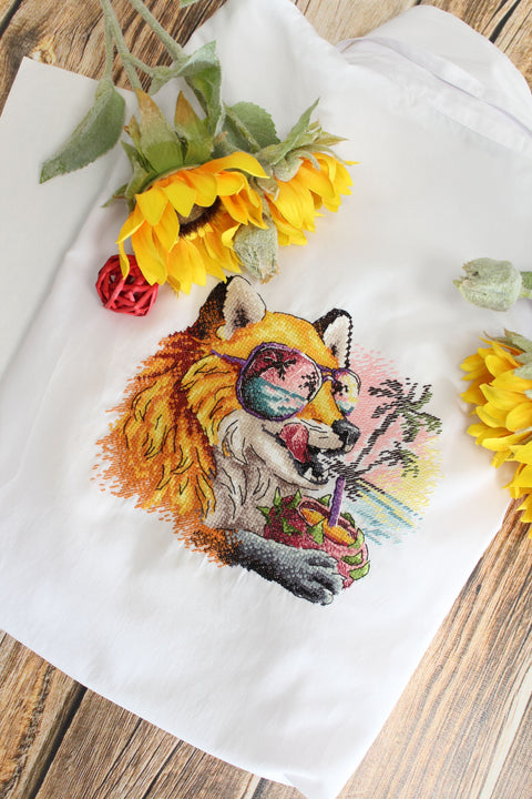 Cross Stitch Embroidery Kit with Water-Soluble Canvas, Fox Motif for Clothing and Home Textiles, MP Studia