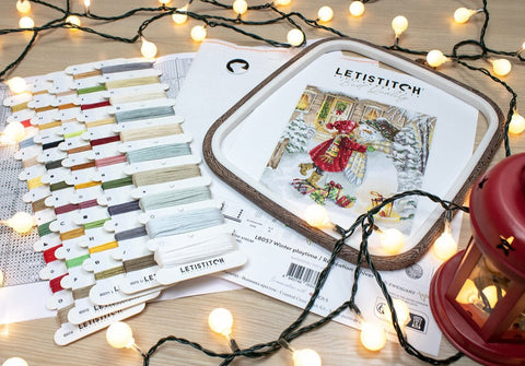 Winter Playtime Cross Stitch Kit, LetiStitch 26x23cm, Zweigart Aida 16ct, Anchor Cotton Threads