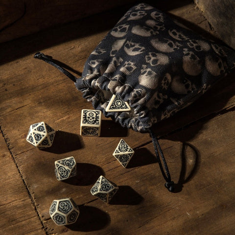 Skull Fullprint Dice Bag black and gray