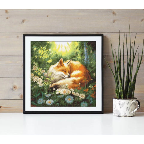 Summer Dreams Cross Stitch Kit, Complete Embroidery Set, LetiStitch, 24 x 24 cm, Zweigart Aida 16ct, Anchor Cotton Threads