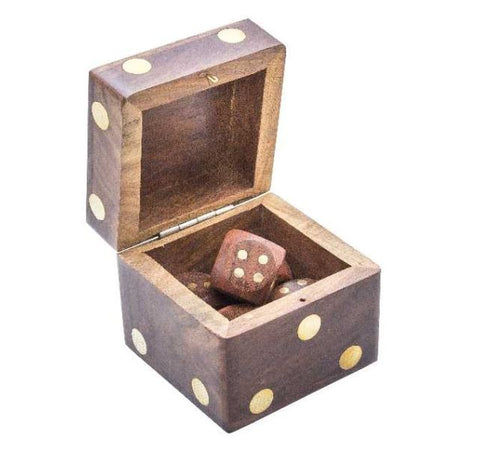 Small Wooden Dice in a Box – G150AZ