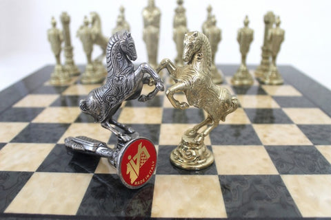 Solid Metal Chess Pieces with Grey Erable Briar Wood Chessboard