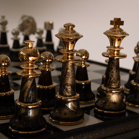 Solid Wood Chess Table with Beautiful Alabaster Top and Gold/Silver Coated Chess Set