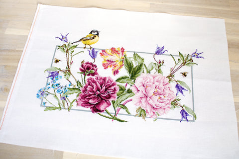 Spring Flowers SBA2359 - Cross Stitch Kit