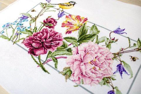 Spring Flowers SBA2359 - Cross Stitch Kit