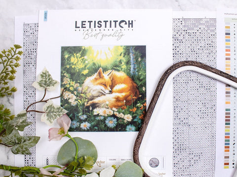 Summer Dreams Cross Stitch Kit, Complete Embroidery Set, LetiStitch, 24 x 24 cm, Zweigart Aida 16ct, Anchor Cotton Threads