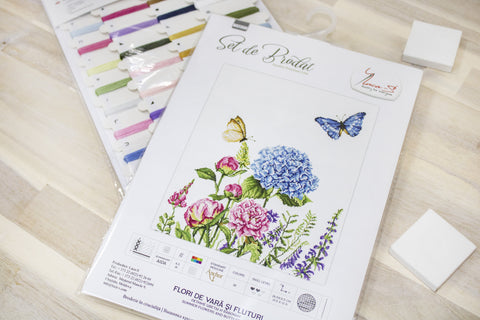 Summer Flowers and Butterflies SB2360 - Cross Stitch Kit