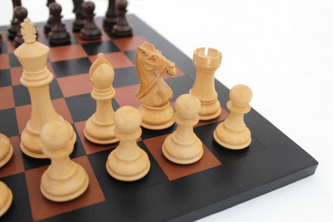 Superb Quality Chess Set with Beautiful Real Leather Chessboard