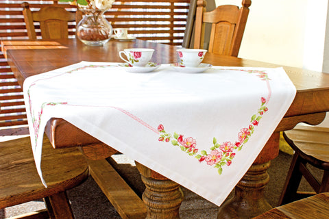 Table Topper SFM005 - Cross Stitch Kit