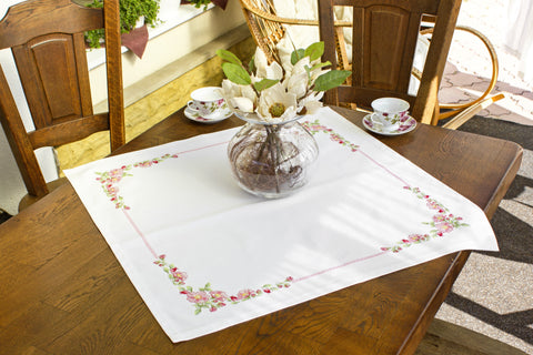 Table Topper SFM005 - Cross Stitch Kit