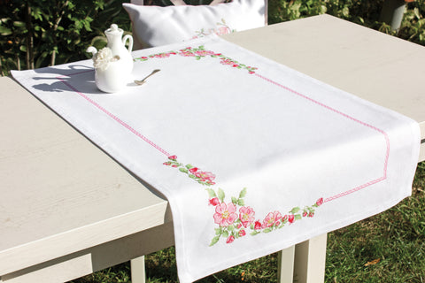 Table Topper SFM010 - Cross Stitch Kit