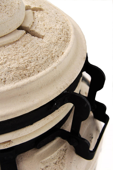 HOBi.LT Ceramic Tandoor Oven with Hinged Lid and 8 Skewers, Outdoor BBQ Grill for Meat, Fish and Vegetables