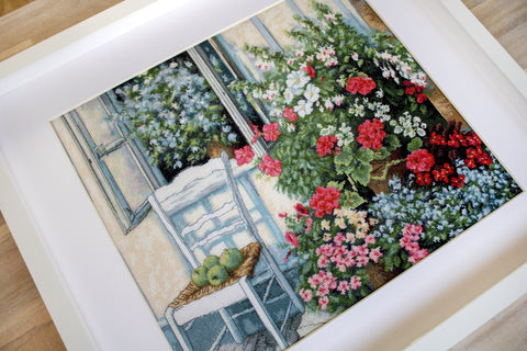 Terrace with Flowers SBU4017 - Cross Stitch Kit