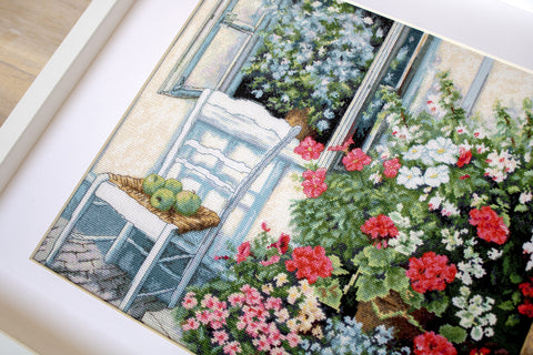 Terrace with Flowers SBU4017 - Cross Stitch Kit