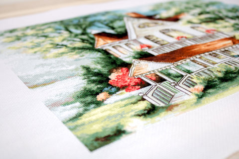 The Lake House SBU4000 - Cross Stitch Kit