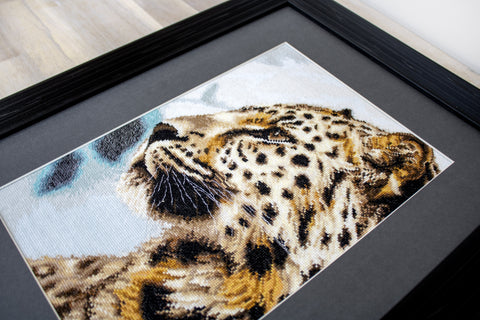 The Leopard SBU4006 - Cross Stitch Kit