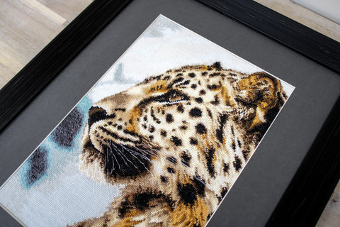 The Leopard SBU4006 - Cross Stitch Kit