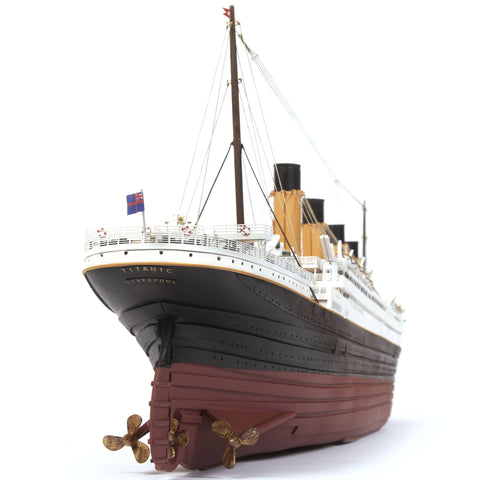 TITANIC - Quality Scale Model Kit by OcCre - 1:300