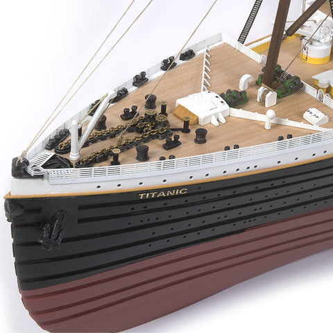 TITANIC - Quality Scale Model Kit by OcCre - 1:300