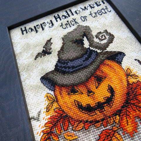 Trick or Treat SLETI956 - Cross Stitch Kit