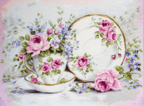 Trio and Blooms SBA2318 - Cross Stitch Kit