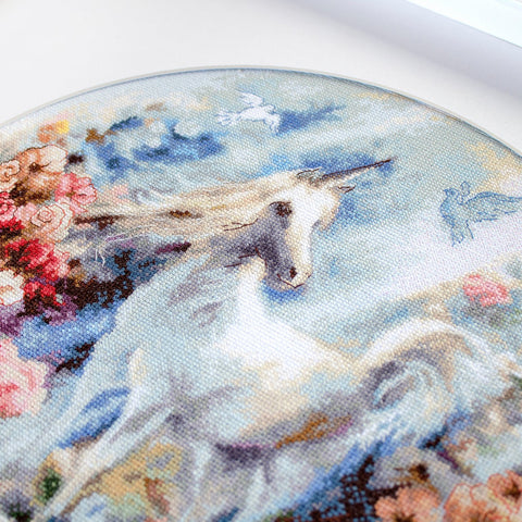 Unicorn SLETI903 - Cross Stitch Kit