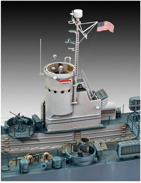 US Navy Landing Ship Medium (with 40 mm gun) - Plastic Modelling Kit By Revell