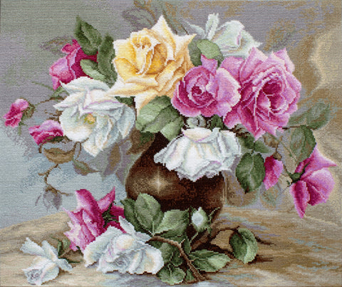 Vase with Roses SB587 - Cross Stitch Kit