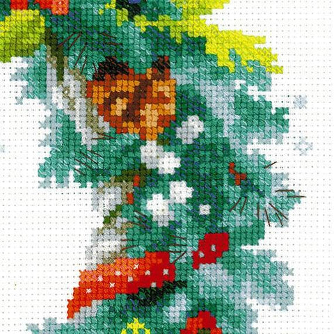 Wreath with Blue Spruce - Cross Stitch Kit from RIOLIS Ref. no.:1603